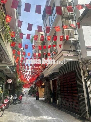 🌟 Bán nhà phân lô phố Lý Nam Đế – Hoàn Kiếm 🌟
🔹 Diện tích: 60m²