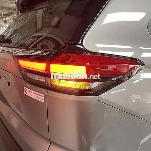 Toyota Innova Cross 2025 giá tốt-Hỗ trợ trả góp