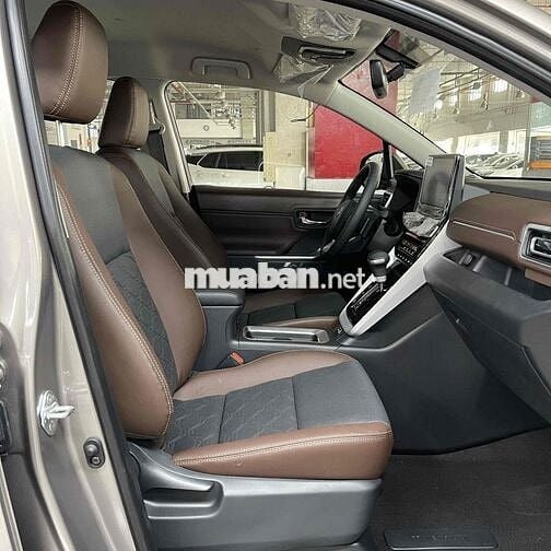 Toyota Innova Cross 2025 giá tốt-Hỗ trợ trả góp
