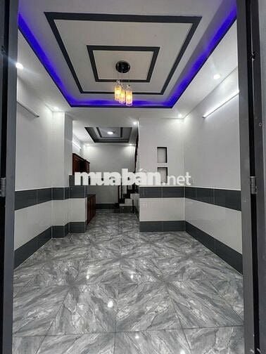 Bán nhà 4x8 2PN2WC 1 trệt 1 lầu 450tr  ngay chợ, bao công chứng