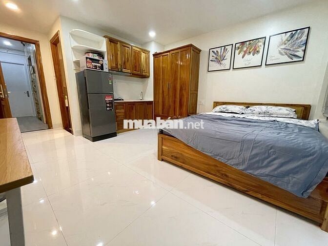 Căn hộ ngay quận 1, bancol view siêu chill, gần UEH, Đại học Hoa Sen