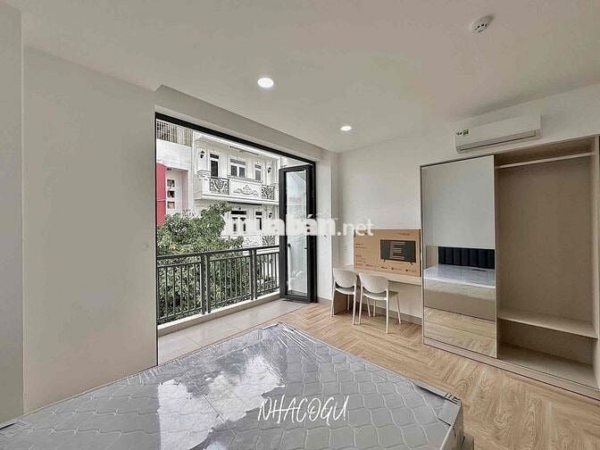CHO THUÊ CĂN HỘ TÁCH BẾP 40M2 GIÁ RẺ GẦN CẦU CALMETTE QUẬN 1 T9 2025