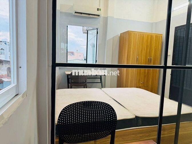 Căn hộ quận 4, bancol đón nắng, gần Đại học Luật, Nguyễn Tất Thành