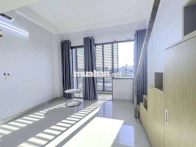 Duplex chính chủ Ban công tách bếp, 2 gian ngủ, vô hạn người và xe