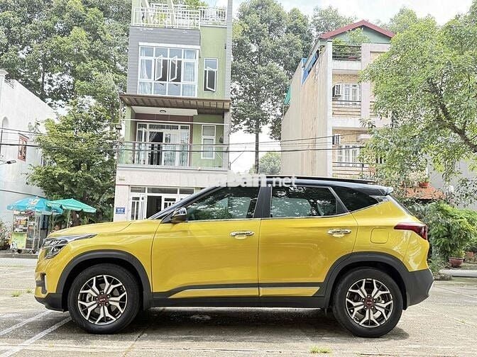 Kia Seltos 2021 Premium 1.4 AT