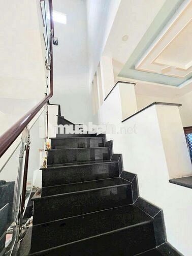 NHÀ MTKD PHẠM THỊ GIÂY,120M2, NGANG ĐỈNH 6M,SÁT TÔ KÝ,THỚI TAM THÔN,HM