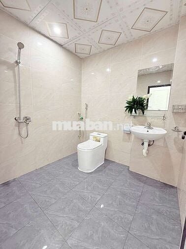 Khai trương CCMN 30m2 Full đồ tủ lạnh, ban công thoáng tại Định Công