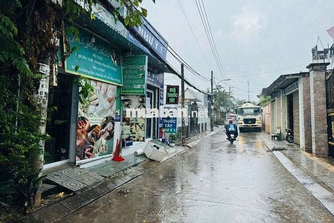 CC BÁN NHÀ MẶT TIỀN HẺM XE HƠI NÉ NHAU LÊ VĂN LƯƠNG NHÀ BÈ GIÁ TỐT.