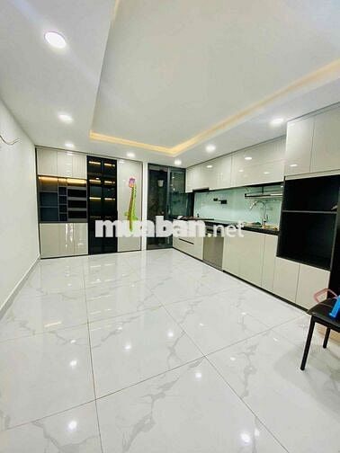 NHÀ ĐẸP HIỆN ĐẠI - 34E Hoa Sứ, Phường 7, Phú Nhuận, FULL NỘI THẤT
