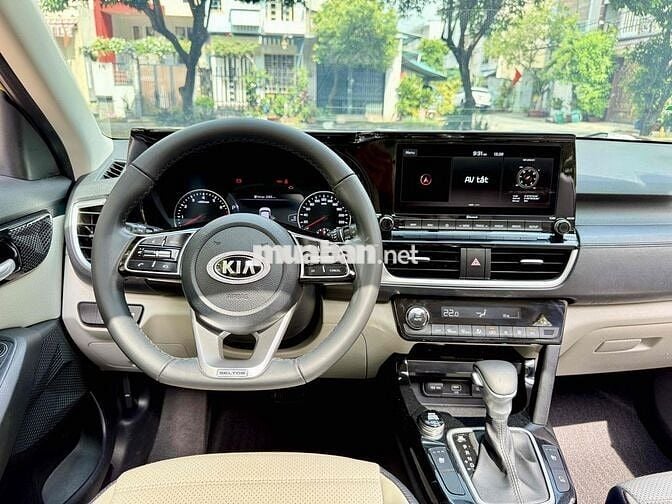 Kia Seltos 2021 Premium 1.4 AT