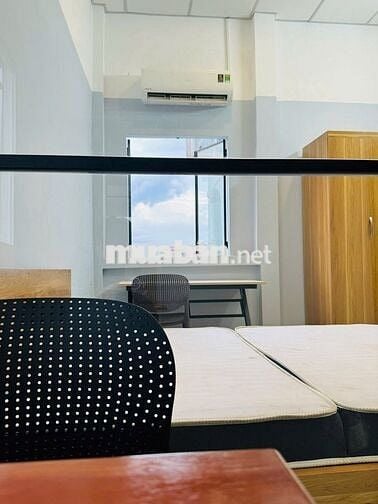 Căn hộ quận 4, bancol đón nắng, gần Đại học Luật, Nguyễn Tất Thành
