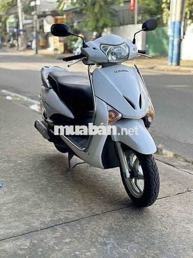 HONDA LEAD 110 ĐỜI 2013 TEM RÂU- CHẤT XE CÒN OK