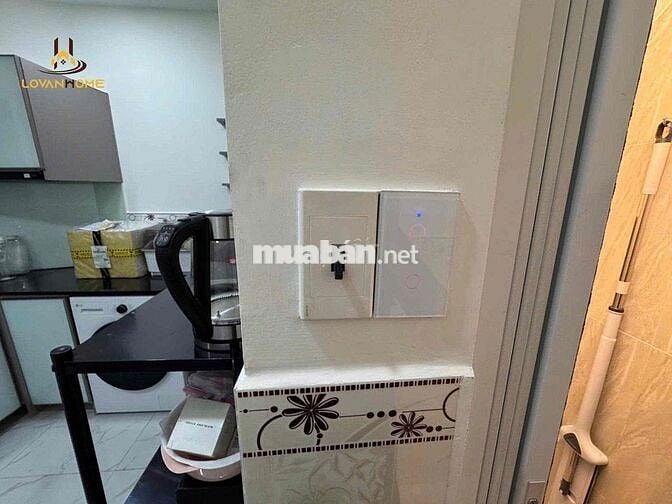 CHO NỮ THUÊ PHÒNG FULL NỘI THẤT MỚI QUẬN 4