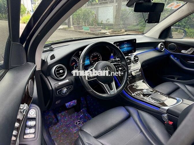 Mercedes Benz GLC 2021 200 4Matic - 60000 km