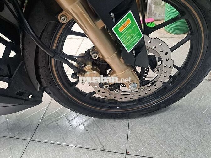 Winner X V3 ABS. Xe đẹp sơn zin 100% 1 đời chủ