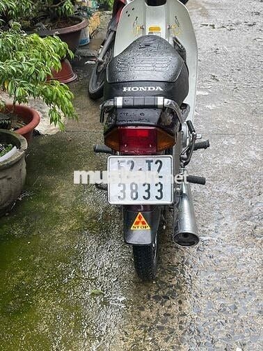 Honda Dream màu tím