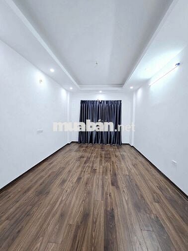 Nhà 5 Tầng Gần Cấp 3 Thạch Bàn Full Nội Thất – Nhỉnh 5 tỷ