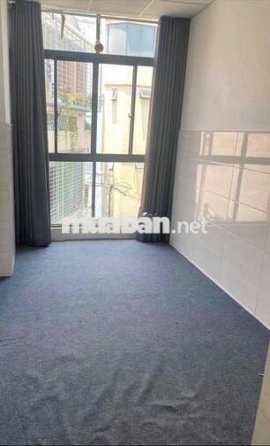 Nhà cho thuê hxh 2pn Huỳnh Văn Bánh, p11, Phú Nhuận