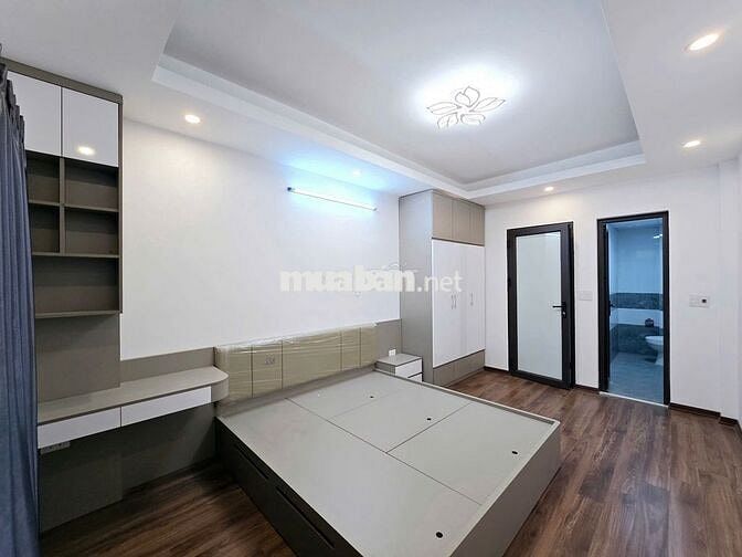 Nhà 5 Tầng Gần Cấp 3 Thạch Bàn Full Nội Thất – Nhỉnh 5 tỷ