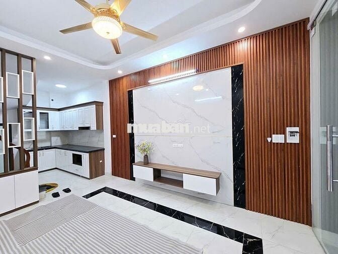 Nhà 5 Tầng Gần Cấp 3 Thạch Bàn Full Nội Thất – Nhỉnh 5 tỷ