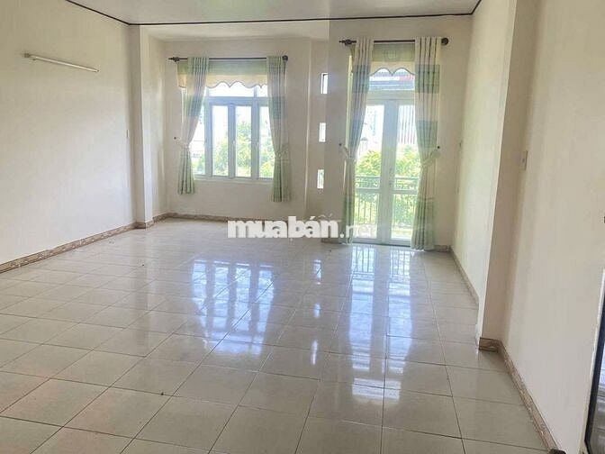Nhà 7 Phòng, Ngay phố Du lịch Hàn - Phù hợp Spa, nhà hàng...