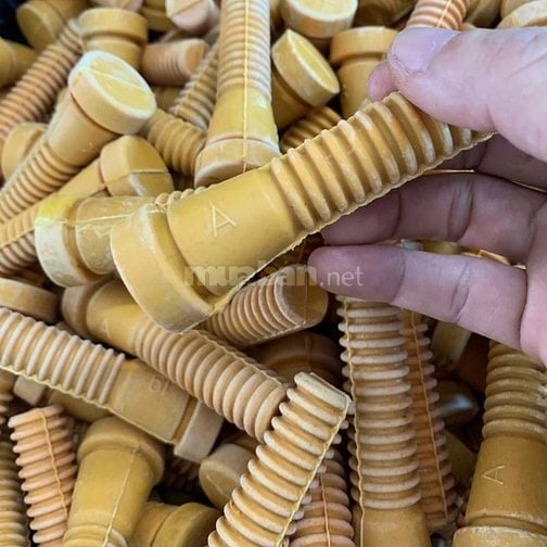Núm cao su máy vặt lông gà vịt số lượng lớn