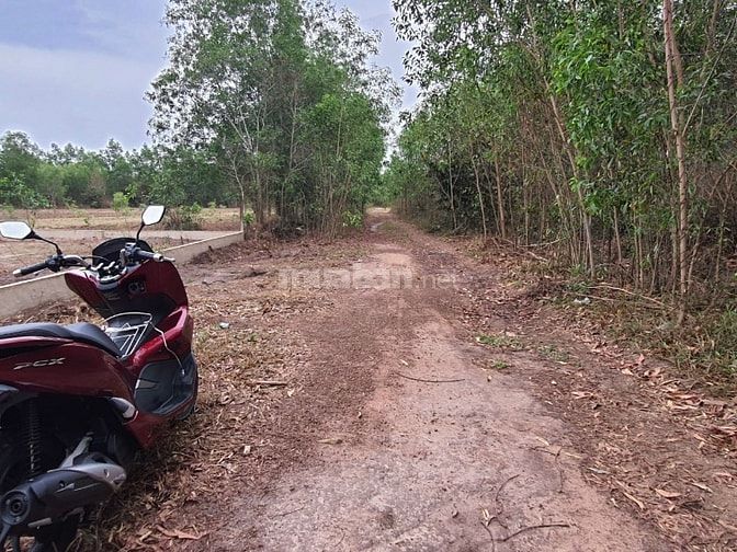 Chủ cần bán đất phủ hồng gần 25C xã Vĩnh Thanh, 2 mặt tiền, giá tốt