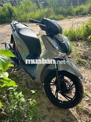 bán xe sh 125abs 2024 chạy 3000 cây
