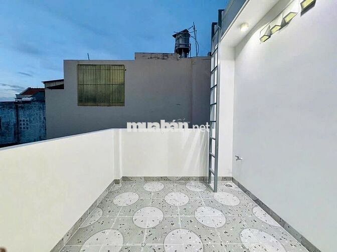 SIÊU PHẨM NHÀ 5 TẦNG XÂY MỚI 100% SANG ĐẸP-29E Hoàng Hoa Thám, P.6, BT