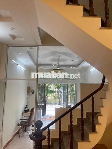 cho thuê mặt bằng kinh doanh ngay góc phan huy thực đường số 10