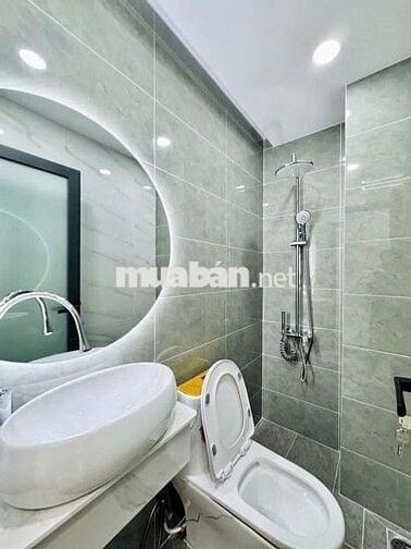 SIÊU PHẨM NHÀ 5 TẦNG XÂY MỚI 100% SANG ĐẸP-29E Hoàng Hoa Thám, P.6, BT