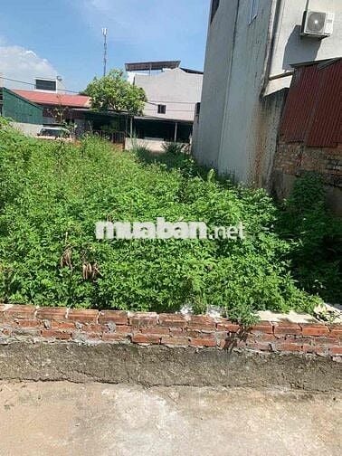 bìa làng đông tây, vân nội, chỉ 5 phút tới cầu nhật tân, hơn 3 tỷ
