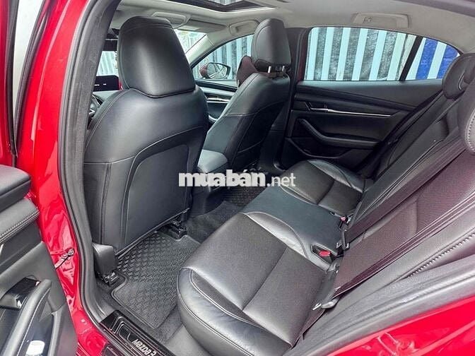 Mazda 3 2022 1.5L Premium - 44000 km