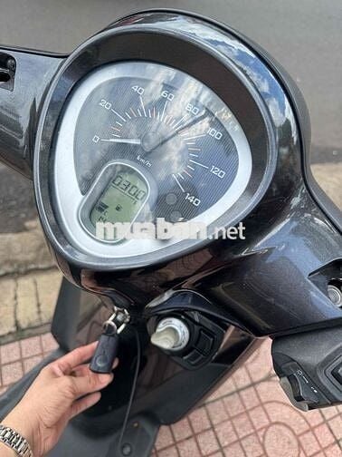 Janus smartkey xe đẹp không lỗi, máy zin mới 99%