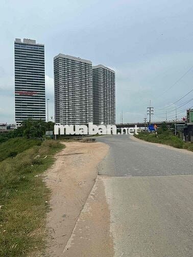 bìa làng đông tây, vân nội, chỉ 5 phút tới cầu nhật tân, hơn 3 tỷ