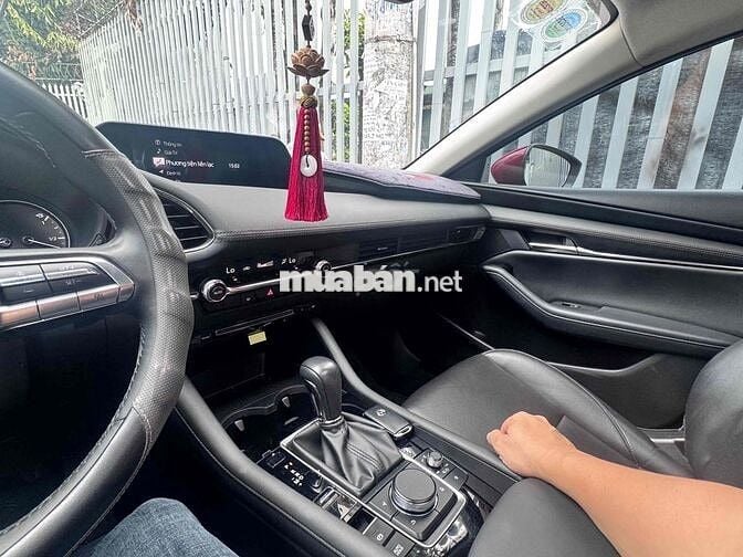 Mazda 3 2022 1.5L Premium - 44000 km