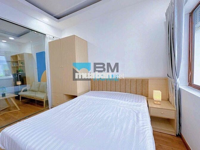 CHO THUÊ CĂN HỘ BAN CÔNG TIỆN NGHI VIEW CAO GẦN BÙI VIỆN QUẬN 1 T9 202