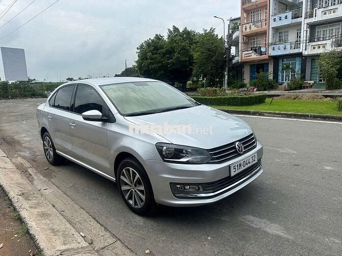 Bán Volkswagen Polo 2016- xe gia đình-xe chất