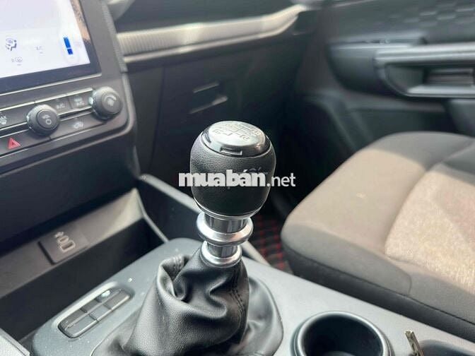 Ford Ranger 2023 XLS 2.0L Số Sàn