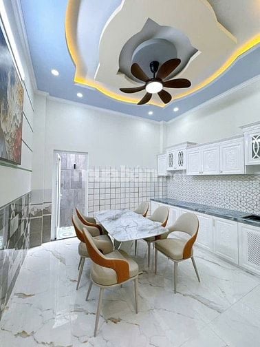 NHÀ QUẬN 3 NGAY LÝ THÁI TỔ CHỈ 2 TỶ 250 GẦN CHỢ HOA HỒ THỊ KỶ SHR
