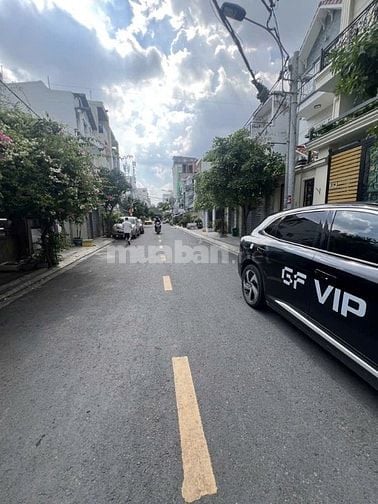  Đường 49, Nhà cũ Diện tích lớn 8,5x16m.