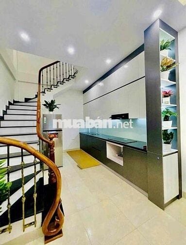 Chỉ 15m thẳng tắp ô tô, full nội thất xịn, phố Trương Định, 25m2, 5T