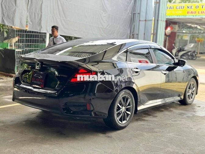 Honda Civic G 2019 chạy 19.800 km quá đẹp