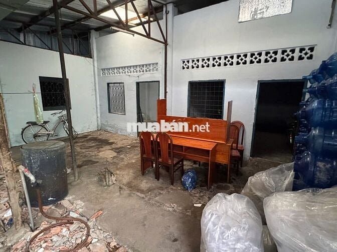 Bán Nhà Nát Q.6 tiện xây cất mới 28m2 hẻm xe hơi tới nhà cực thoáng