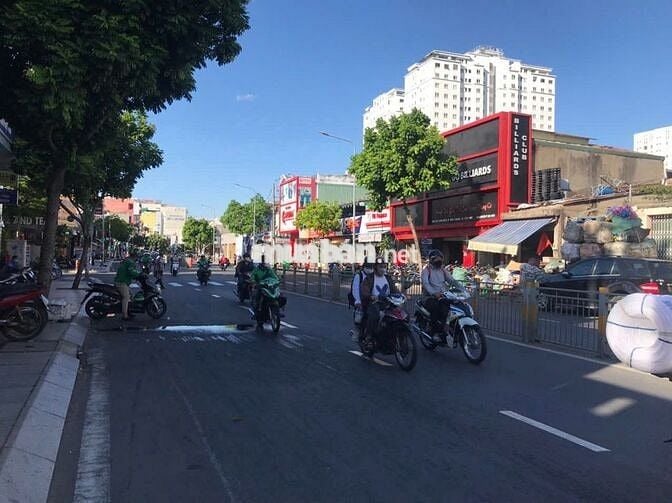 CHo thuê nhà mặt tiền đường Luỹ bán bích 7x18m thông suốt 1 lửng