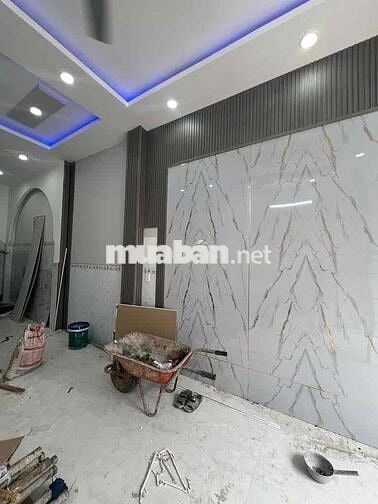 BÁN NHÀ ĐẸP 1/ SÁT MT LÊ VĂN QUỚI 4x10m HXH 5M 2TẦNG 2PN SHR