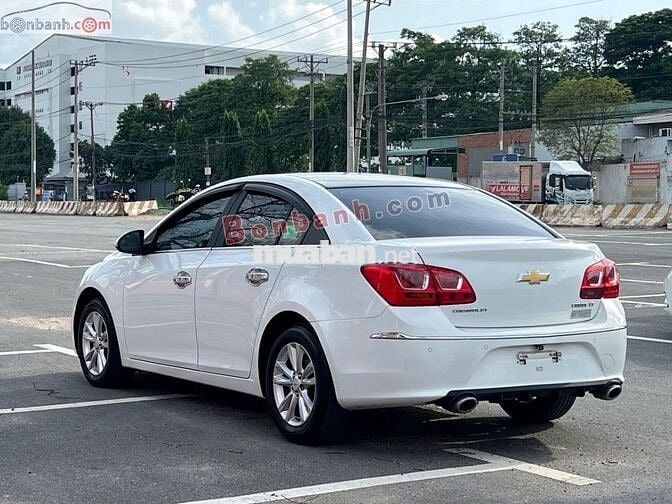 Chevrolet Cruze LT 1.6L 2017 - 252 Triệu
