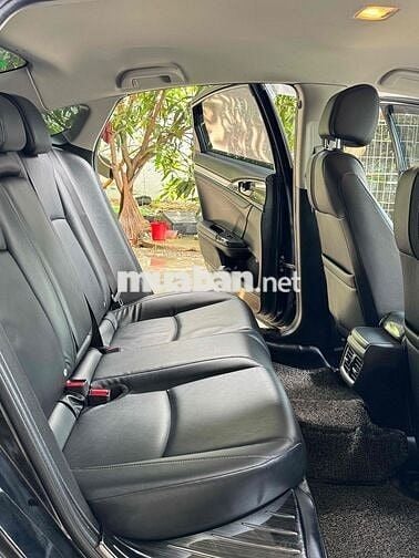 Honda Civic G 2019 chạy 19.800 km quá đẹp