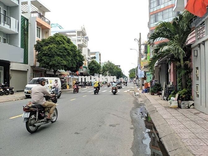 NHÀ MẶT TIỀN ĐƯỜNG TÂN HƯƠNG 4 X 20m, GẦN CHỢ TÂN HƯƠNG