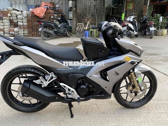 Siêu Phẩm Winner V3 -ABS cuối-2023 mới 99%